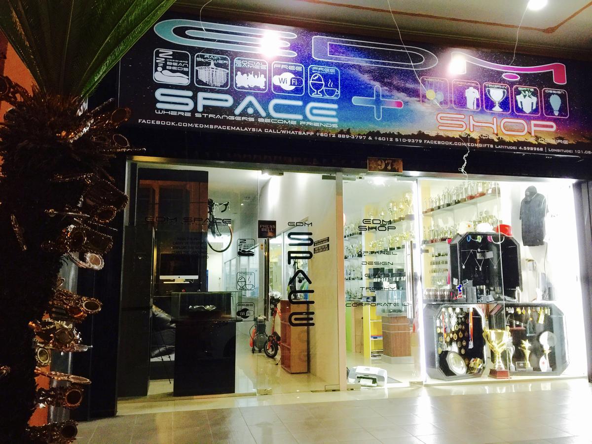 Edm Space Ipoh Exterior foto